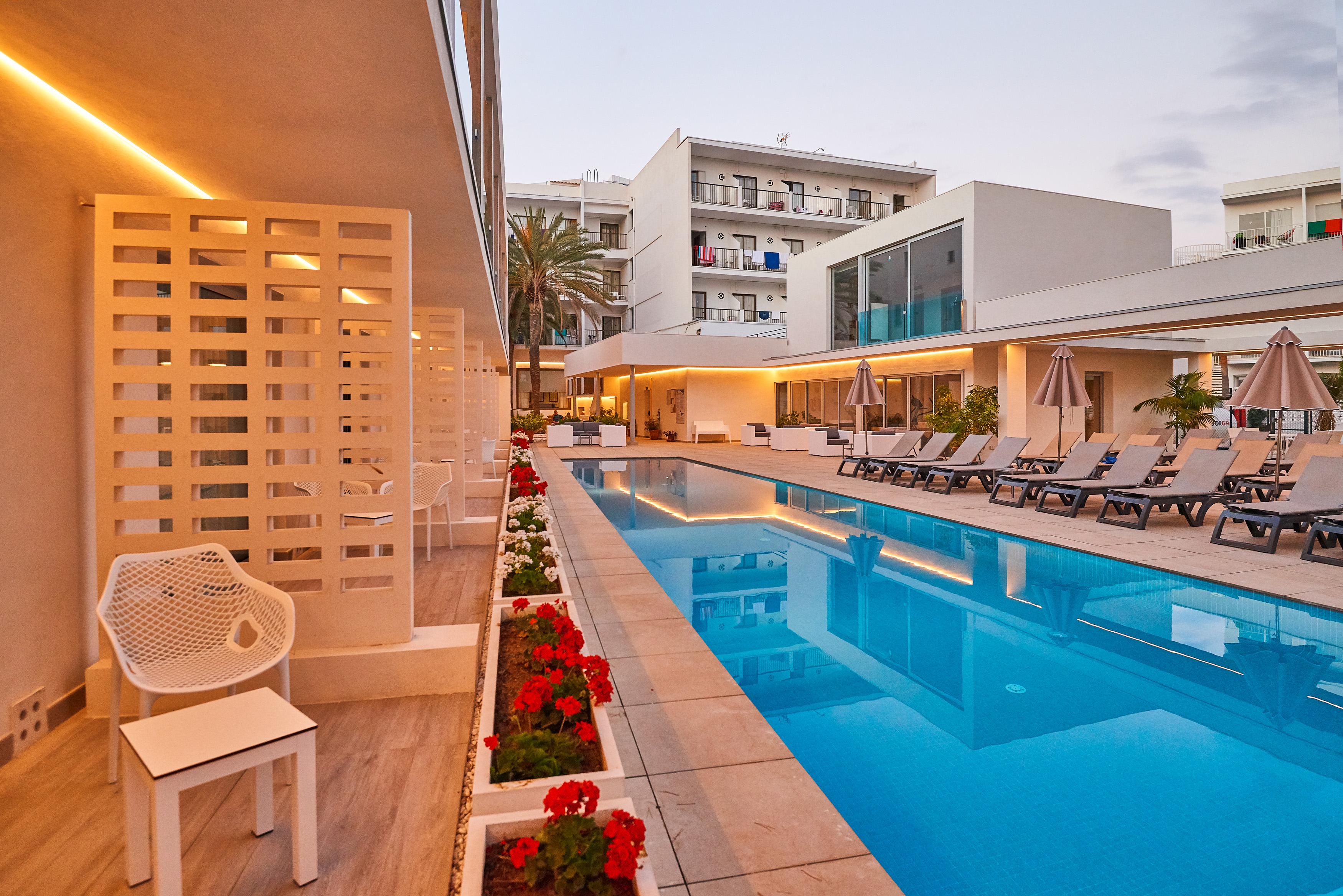 Hotel More 알쿠디아 외부 사진